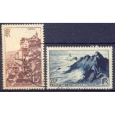 FRA0763U-SÉRIE MONUMENTOS E SÍTIOS - FRANÇA - 1946 - U