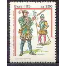 SB1478M-SELO TRAJES E UNIFORMES MILITARES, SÉCULO XVI - 1985 - MINT