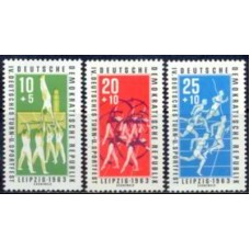 ALO0668N-SÉRIE 4º FESTIVAL NACIONAL DE GINÁSTICA E ESPORTES - ALEMANHA ORIENTAL - 1963 - N