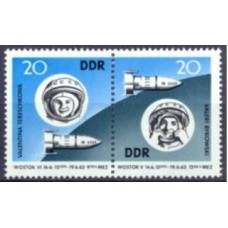 ALO0674MA-SE-TENANT 2º VOO ESPACIAL EM GRUPO - ALEMANHA ORIENTAL - 1963 - MINT