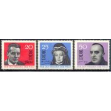 ALO0752N-SÉRIE PELA PAZ DO MUNDO - ALEMANHA ORIENTAL - 1964 - N