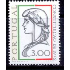 POR1319N-SELO CONSTITUIÇÃO DA REPÚBLICA - PORTUGAL - 1976 - N