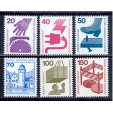 ABE0394M-SÉRIE PREVENÇÃO DOS ACIDENTES - ALEMANHA BERLIN - 1972/73 - MINT