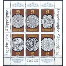 ALO2821MF-MINIFOLHA RENDAS DE ERZGEBIRGE - ALEMANHA ORIENTAL - 1988 - MINT
