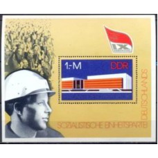 ALOB040N-BLOCO 9º CONGRESSO DO PARTIDO SOCIALISTA UNITÁRIO ALEMÃO - ALEMANHA ORIENTAL - 1976 - N