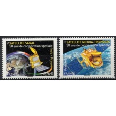 FRA4945M-SÉRIE CINQUENTENÁRIO DA COOPERAÇÃO ESPACIAL ENTRE A FRANÇA E A ÍNDIA - FRANÇA - 2015 - MINT