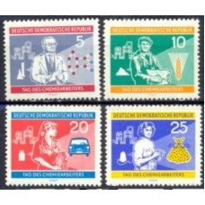 ALO0515N-SÉRIE DIA DOS TRABALHADORES DA QUÍMICA - ALEMANHA ORIENTAL - 1960 - N