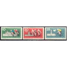 ALO0599N-SÉRIE 15º CURSO CICLISTA INTERNACIONAL DA PAZ - ALEMANHA ORIENTAL - 1962 - N