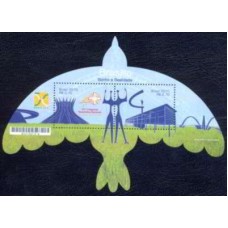 BL0157M-BLOCO BRASÍLIA SONHO E REALIDADE - MONUMENTOS E XVI CONGRESSO EUCARÍSTICO NACIONAL - 2010 - MINT BL0157M-BLOCO BRASÍLIA SONHO E REALIDADE - MONUMENTOS E XVI CONGRESSO EUCARÍSTICO NACIONAL - 2010 - MINT