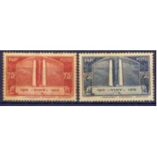 FRA0316N-SÉRIE INAUGURAÇÃO DO MONUMENTO DE VINY EM MEMÓRIA DOS CANADENSES MORTOS NA GUERRA - FRANÇA - 1936 - N