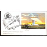 FD0453.01-FDC BLOCO PROMULGAÇÃO DA CONSTITUIÇÃO DE 1988 - 1988 - CBC BRASÍLIA FD0453.01-FDC BLOCO PROMULGAÇÃO DA CONSTITUIÇÃO DE 1988 - 1988 - CBC BRASÍLIA