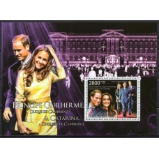 GUBB0695M-BLOCO PRÍNCIPES WILLIAM E KATE MIDDLETON - GUINÉ BISSAU - 2011 - MINT