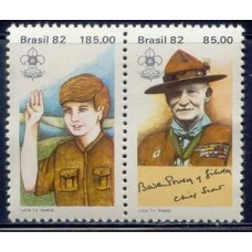 SB1272NS-SE-TENANT 75º ANIVERSÁRIO DO ESCOTISMO E 125º ANIVERSÁRIO DO NASCIMENTO DE BADEN-POWELL (DO BLOCO) - 1982 - N
