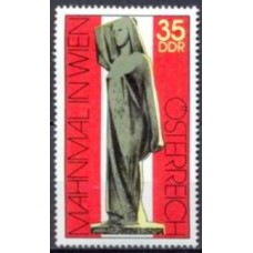 ALO1770N-SELO MONUMENTO ÀS VÍTIMAS DA LUTA PELA ÁUSTRIA - ALEMANHA ORIENTAL - 1975 - N
