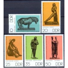 ALO1817N-SÉRIE ARTES PLÁSTICAS DO MUSEU DE BERLIN - BRONZES - ALEMANHA ORIENTAL - 1976 - N