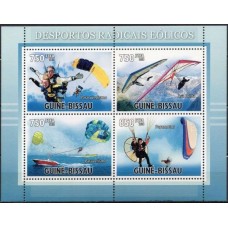 GUB3585MF-MINIFOLHA ESPORTES EÓLICOS RADICAIS - GUINÉ BISSAU - 2010 - MINT