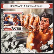 GUIB1989M-BLOCO HOMENAGEM A MOHAMED ALI - GUINÉ - 2016 - MINT