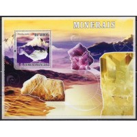 STPB0398M-BLOCO MINERAIS - FLUORITA E BARITA - SÃO TOMÉ E PRÍNCIPE - 2007 - MINT