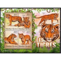 TOG6824MF-MINIFOLHA TIGRES - TOGO - 2019 - MINT - PEQUENA DOBRA NO CANTO INFERIOR ESQUERDO TOG6824MF-MINIFOLHA TIGRES - TOGO - 2019 - MINT - PEQUENA DOBRA NO CANTO INFERIOR ESQUERDO